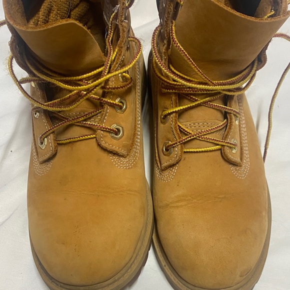 Timberland Kids Tan Leather Boots - Picture 8 of 16